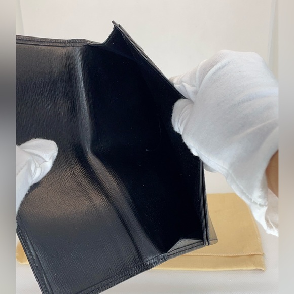 (MT10) Authenticated Louis Vuitton Noir Epi Leather Flap/Checkbook Wallet - Picture 8 of 12